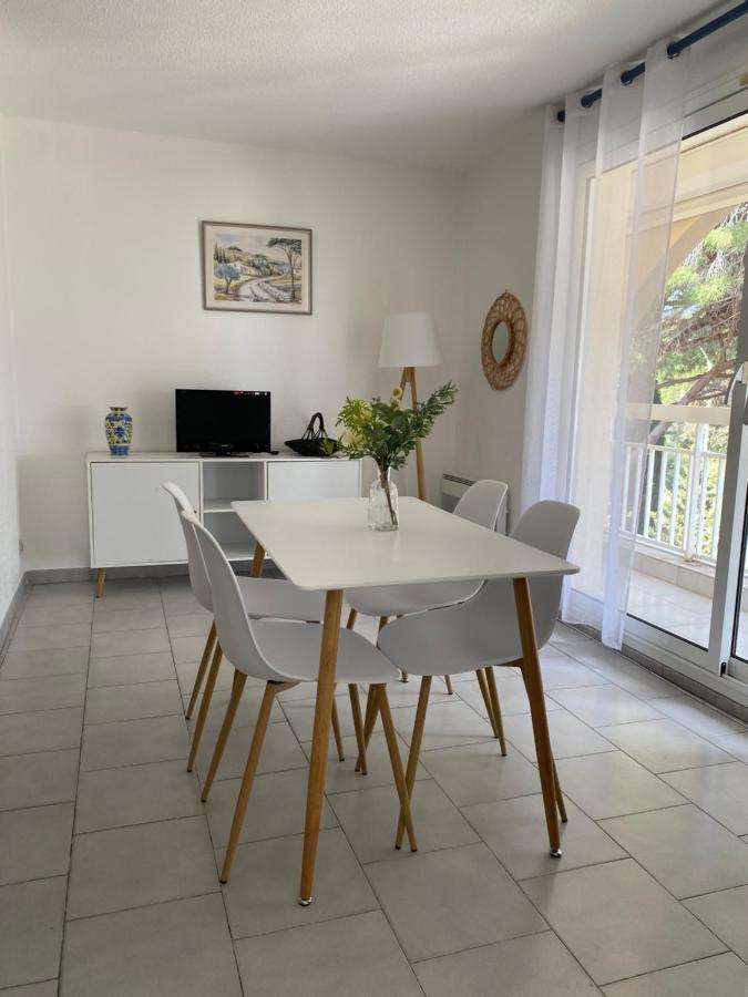Superbe Appartement Cosy Vue Mer Pieds Dans L'Eau Cavalaire-sur-Mer Buitenkant foto